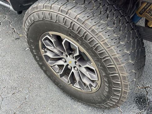 Used 2019 Chevrolet Colorado ZR2 AWD/4WD image 12