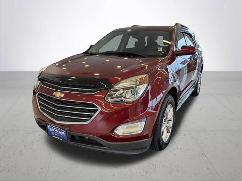 Used 2017 Chevrolet Equinox LT w/ Convenience Package AWD/4WD image 2
