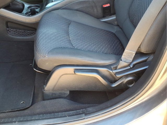 Used 2018 Dodge Journey SE w/ Blacktop Package FWD image 18