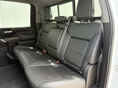 Used 2022 GMC Sierra 2500 Denali w/ Denali Ultimate Package AWD/4WD image 11