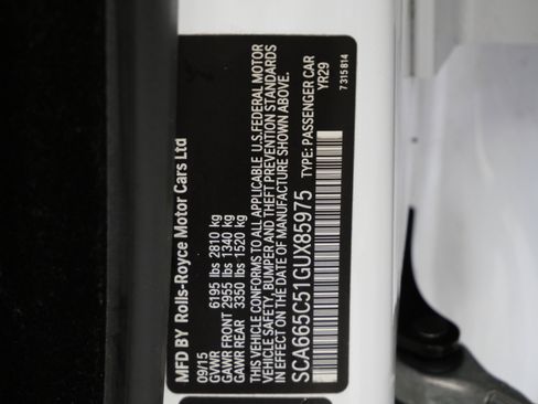 Used 2016 Rolls-Royce Wraith image 20