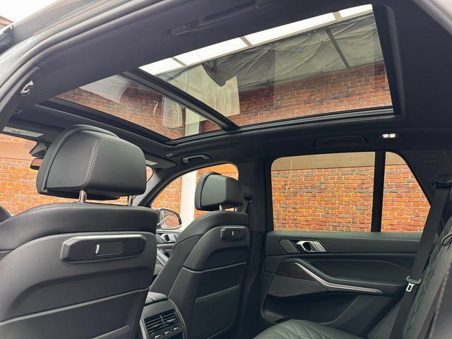 Used 2026 BMW X5 xDrive50e w/ M Sport Package AWD/4WD image 24