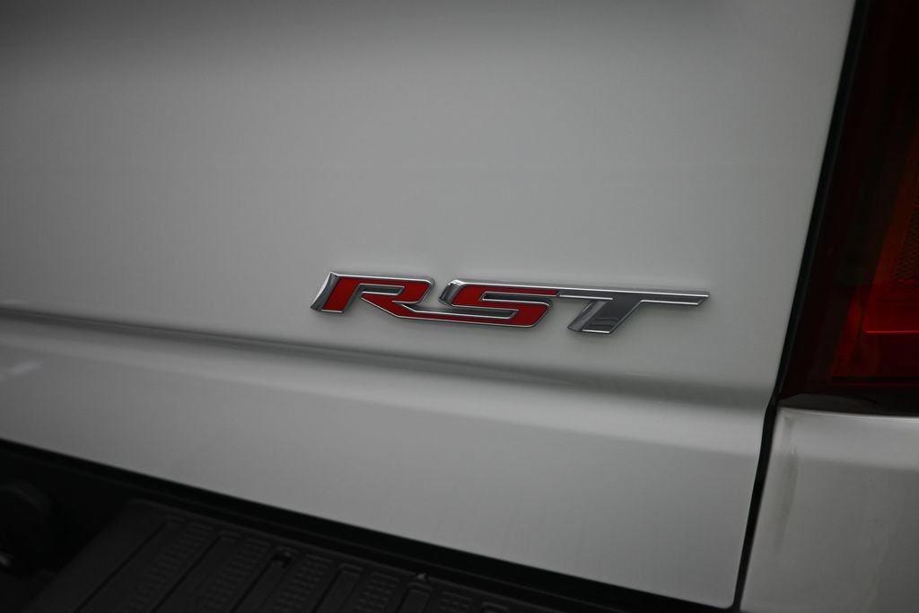 Used 2026 Chevrolet Silverado 1500 RST w/ RST Select Package RWD image 33
