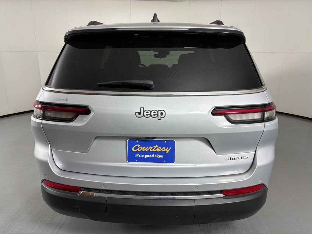 Used 2024 Jeep Grand Cherokee L Limited RWD image 7