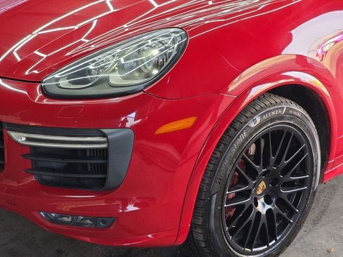 Used 2016 Porsche Cayenne GTS image 26