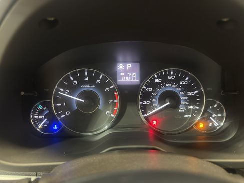 Used 2012 Subaru Outback 2.5i Premium AWD/4WD image 17