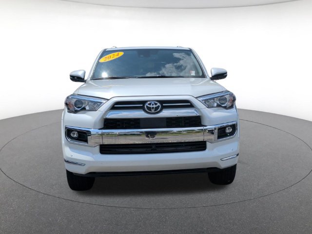 Used 2024 Toyota 4Runner Limited AWD/4WD image 9