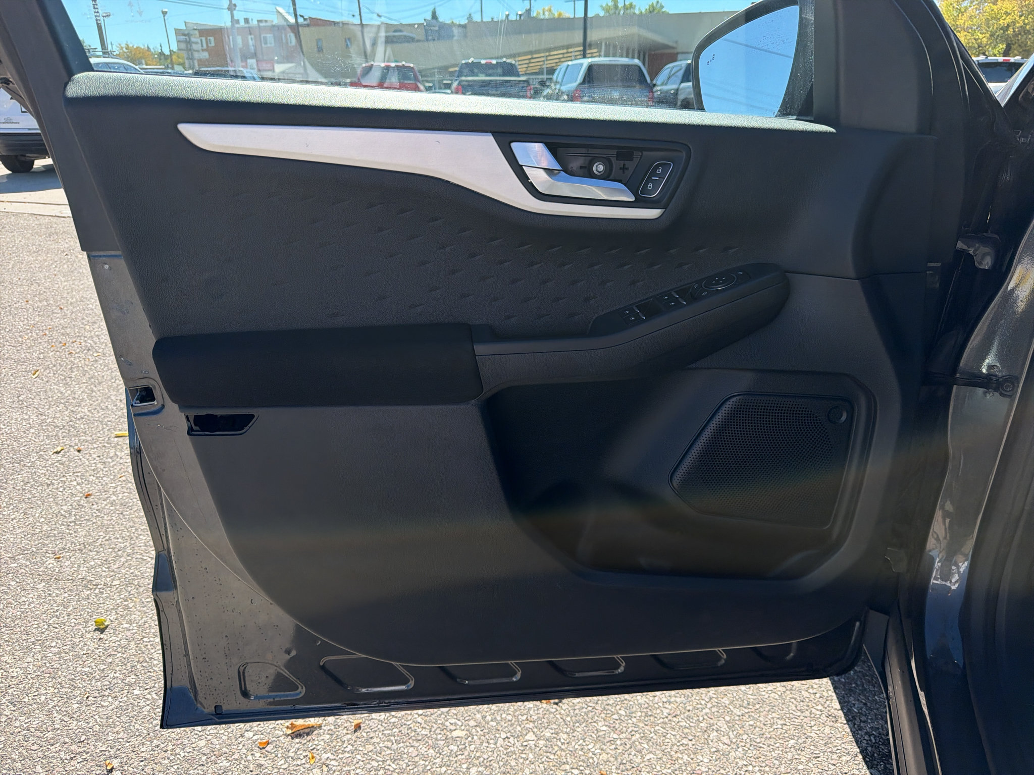 Used 2020 Ford Escape SE AWD/4WD image 12