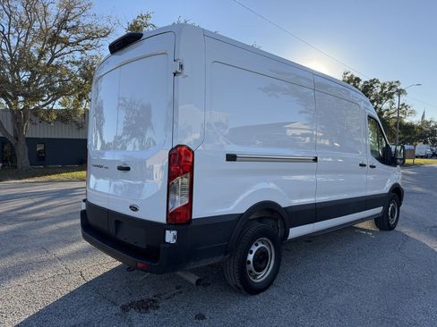 Used 2025 Ford Transit 250 148 Medium Roof image 4