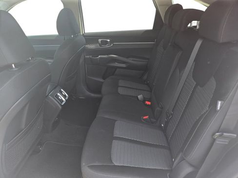 Certified 2026 Kia Sorento LX FWD image 19
