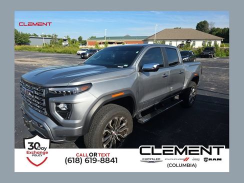 Used 2024 GMC Canyon Denali AWD/4WD image 1