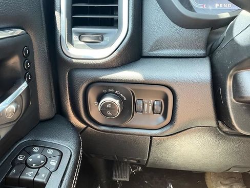 New 2026 RAM 3500 Laramie AWD/4WD image 16