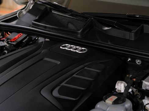 Used 2023 Audi Q7 2.0T Premium Plus w/ Premium Plus Package AWD/4WD image 56