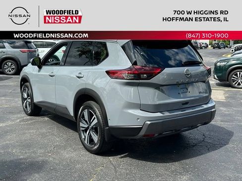 Used 2024 Nissan Rogue SL AWD/4WD image 6