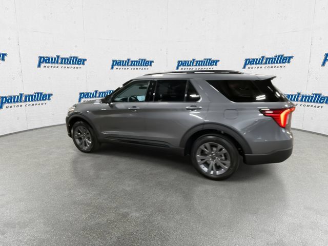 Used 2026 Ford Explorer Active w/ Active Comfort Package AWD/4WD image 7