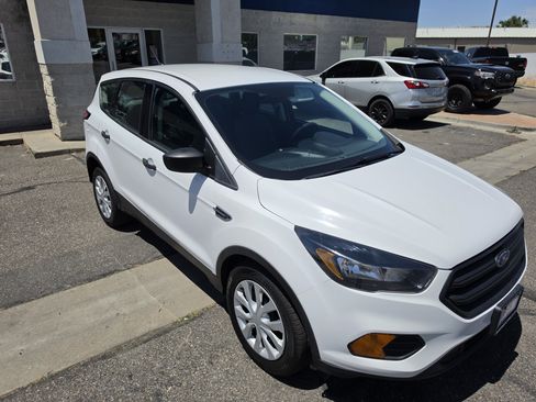 Used 2018 Ford Escape S FWD image 9