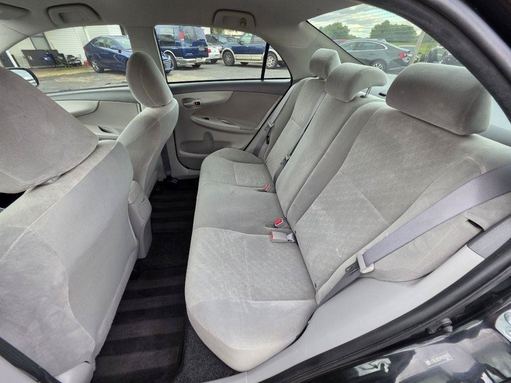 Used 2009 Toyota Corolla LE w/ Preferred Accessory Pkg FWD image 17
