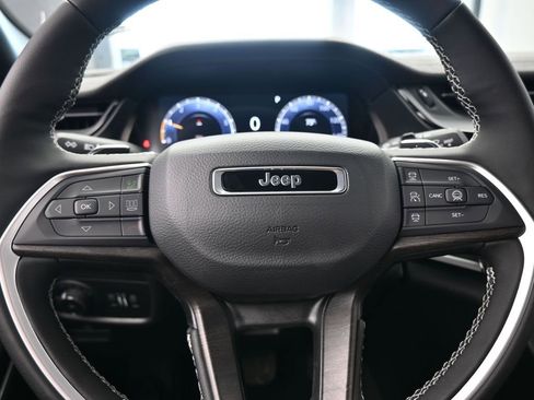 New 2026 Jeep Grand Cherokee Limited w/ Limited Altitude Package RWD image 27