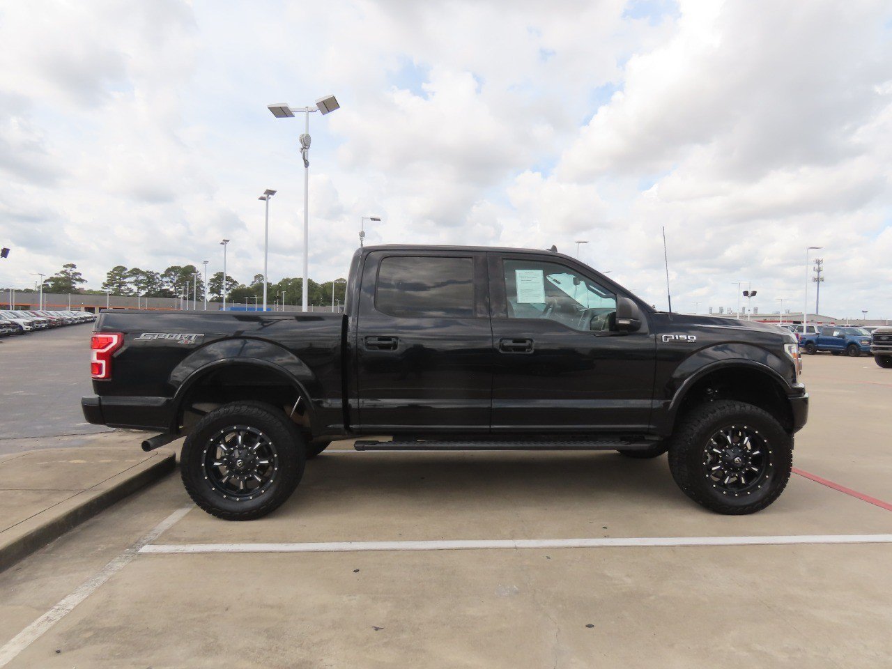 Used 2019 Ford F150 XLT w/ Equipment Group 301A Mid AWD/4WD image 9