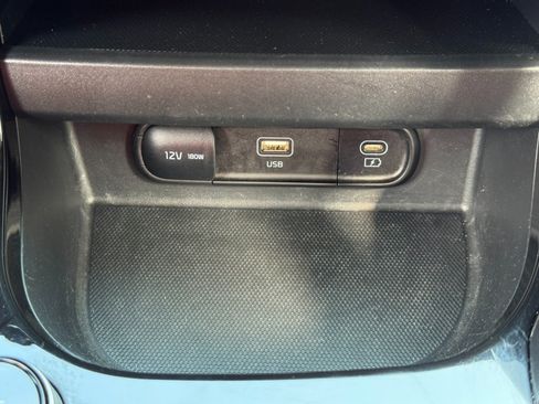 Used 2024 Kia Seltos S FWD image 27