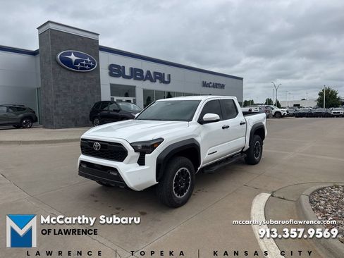 Used 2024 Toyota Tacoma TRD Off-Road w/ TRD Off Road Upgrade Package AWD/4WD image 1