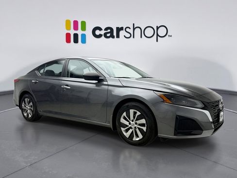 Used 2024 Nissan Altima 2.5 S image 7