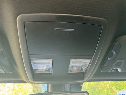 Used 2018 Dodge Challenger SXT w/ Blacktop Package image 35