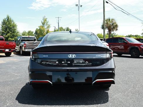Used 2025 Hyundai Sonata SEL FWD image 7