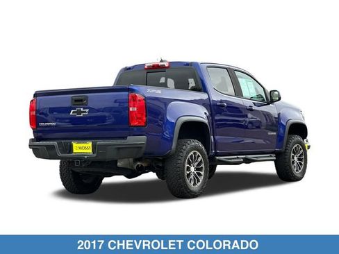 Used 2017 Chevrolet Colorado ZR2 w/ LPO, Premium Interior Package AWD/4WD image 5
