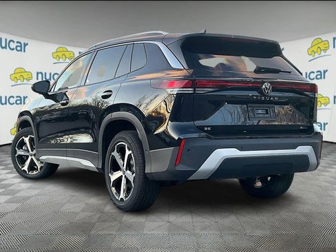 New 2026 Volkswagen Tiguan SE image 5