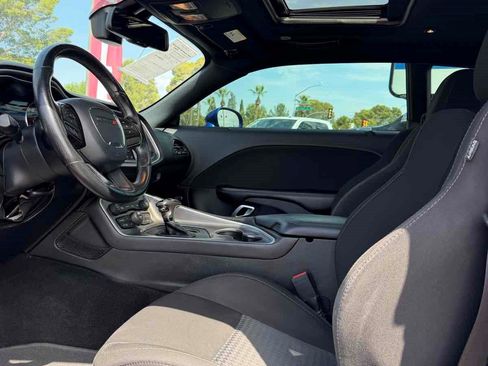 Used 2020 Dodge Challenger R/T Scat Pack RWD image 19