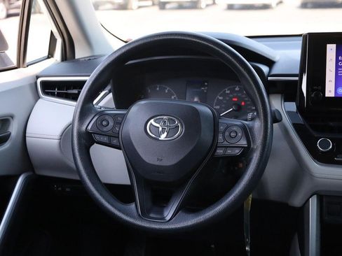 Used 2024 Toyota Corolla Cross L AWD/4WD image 25