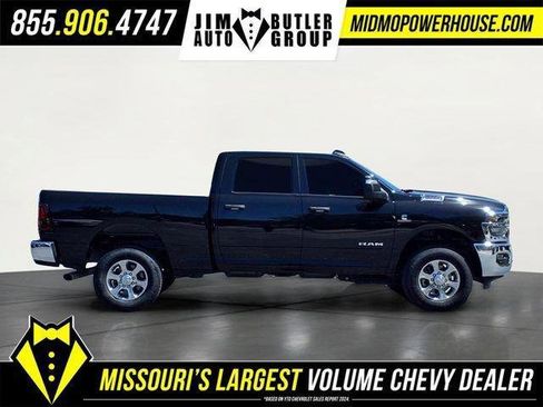 Used 2025 RAM 2500 Big Horn AWD/4WD image 25