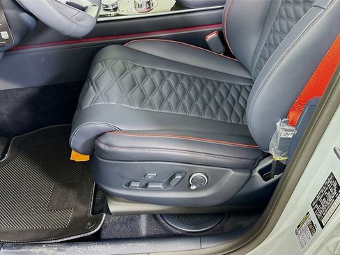 New 2026 Genesis GV80 3.5T e-SC AWD/4WD image 21