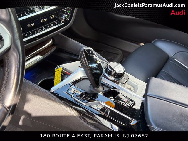 Used 2021 BMW M550i xDrive w/ Executive Package AWD/4WD image 11