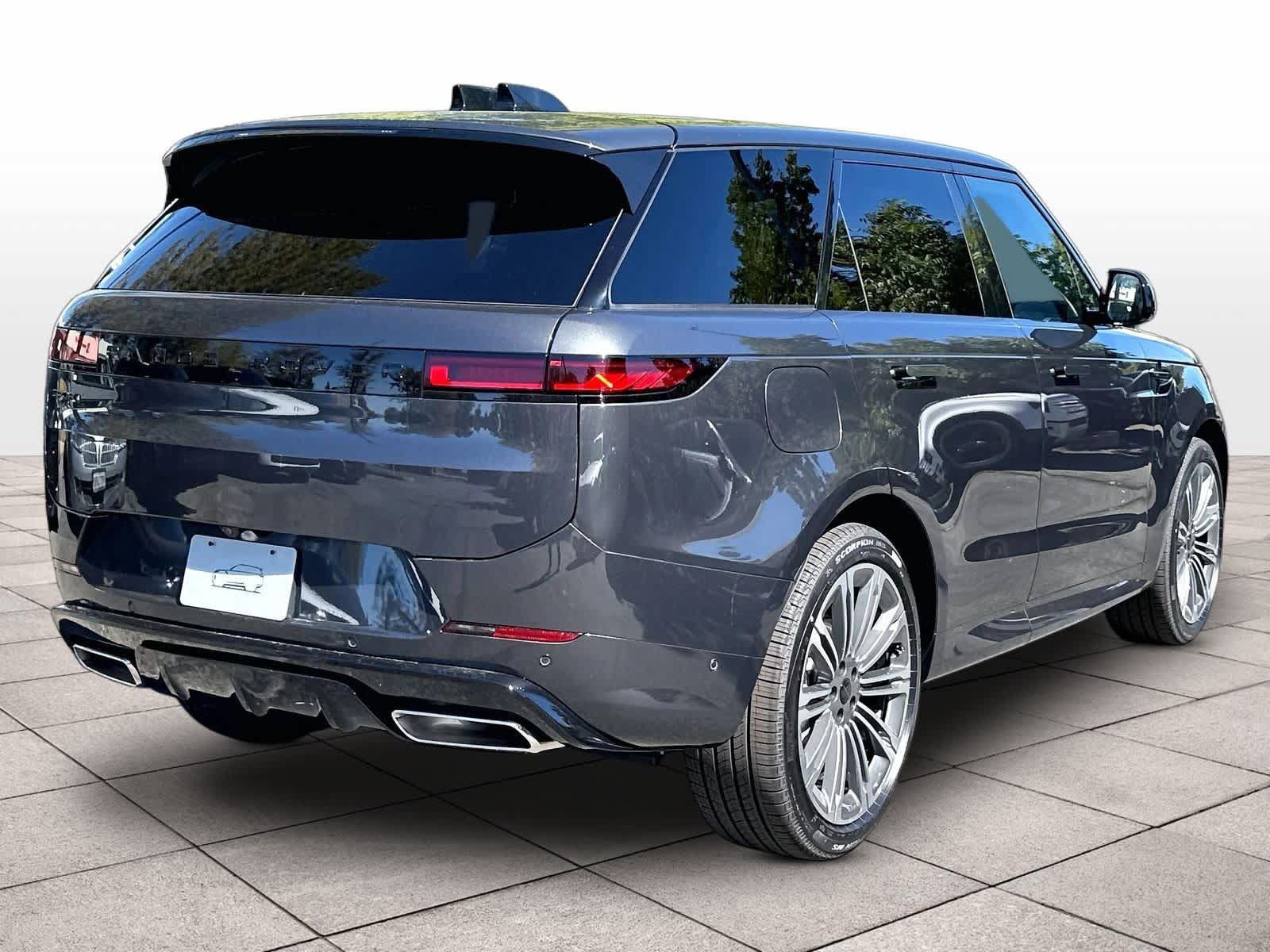 New 2026 Land Rover Range Rover Sport Dynamic SE AWD/4WD image 4