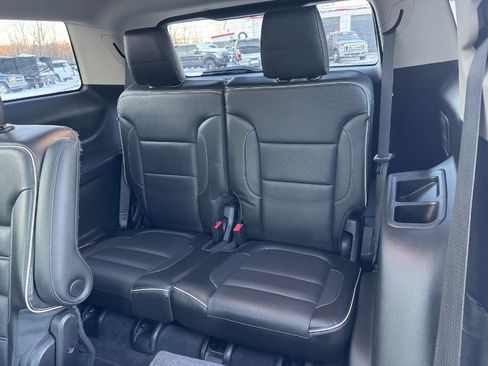 Used 2018 GMC Acadia Denali image 17