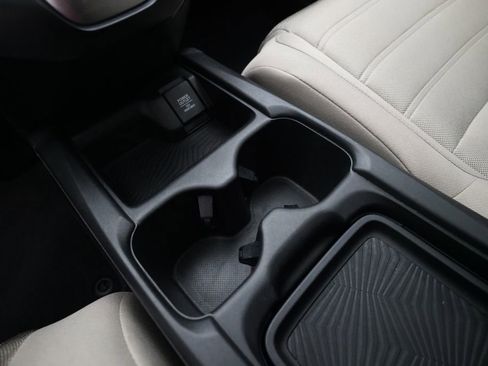 Used 2018 Honda CR-V EX image 16