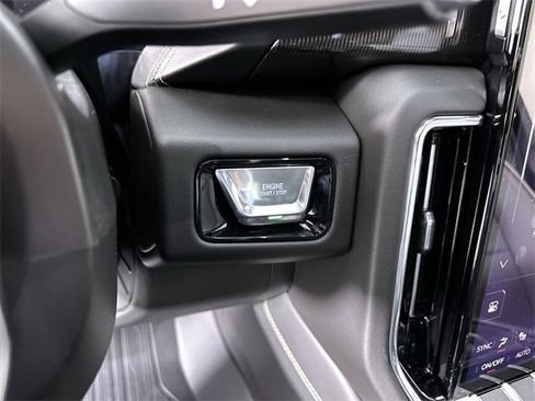 New 2026 GMC Yukon Elevation w/ Elevation Premium Package image 17