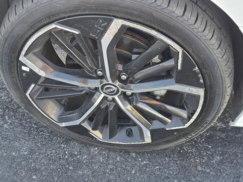 Used 2024 Nissan Altima 2.5 SR image 11