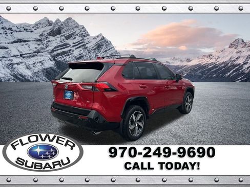 Used 2024 Toyota RAV4 SE image 7