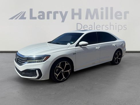 Used 2022 Volkswagen Passat 2.0T R-Line FWD image 1