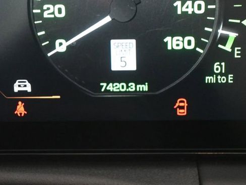 Used 2024 Ford Mustang GT Premium image 15