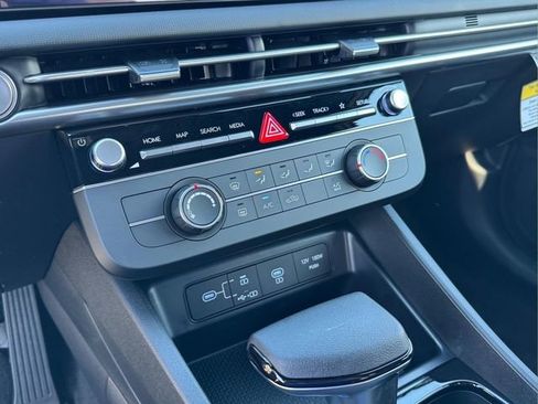 New 2026 Hyundai Santa Cruz SE AWD/4WD image 29