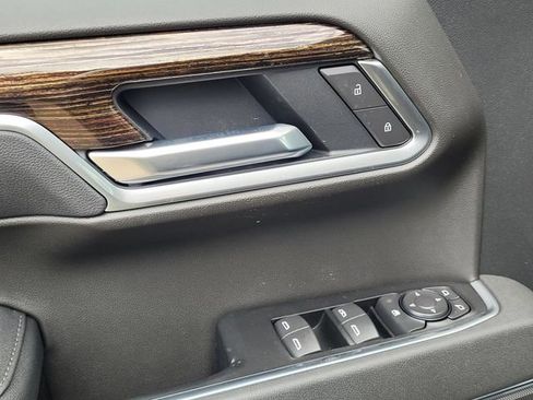 New 2026 GMC Sierra 1500 Elevation image 22