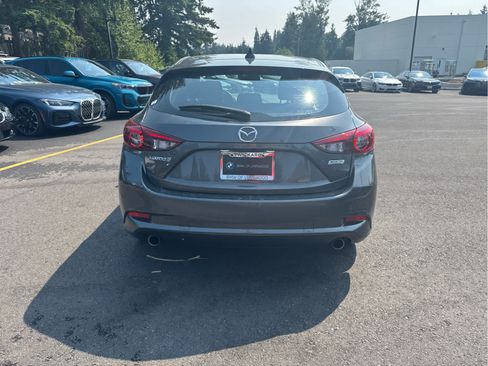 Used 2017 MAZDA MAZDA3 Grand Touring w/ Premium Equipment Package FWD image 5