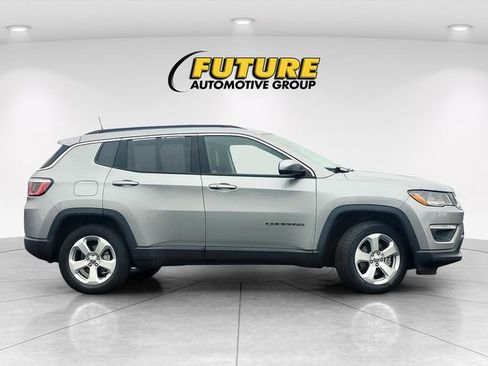 Used 2020 Jeep Compass Latitude w/ Popular Equipment Group image 4