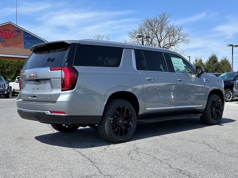 New 2026 GMC Yukon XL Elevation w/ Elevation Premium Package AWD/4WD image 10