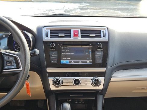 Used 2019 Subaru Outback 2.5i image 22