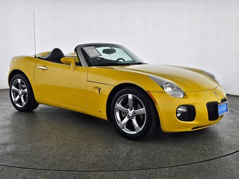 Used 2008 Pontiac Solstice GXP w/ Premium Package image 28